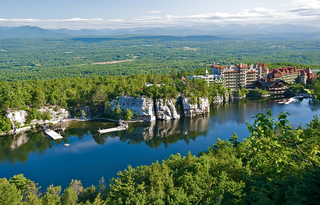 RoadTrip Stops: Das Haus am Gletschersee – Mohonk Mountain House, NY